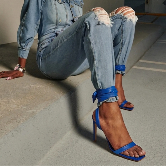 NWT STEVE MADDEN Blue Leather Lace Up Alligator Sandal, sz 5.5 - Picture 4 of 8